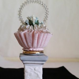 Mini capodimonte pedestal